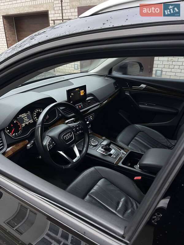 Позашляховик / Кросовер Audi Q5 2018 в Харкові