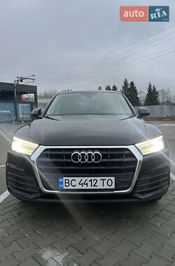 Внедорожник / Кроссовер Audi Q5 2020 в Киеве