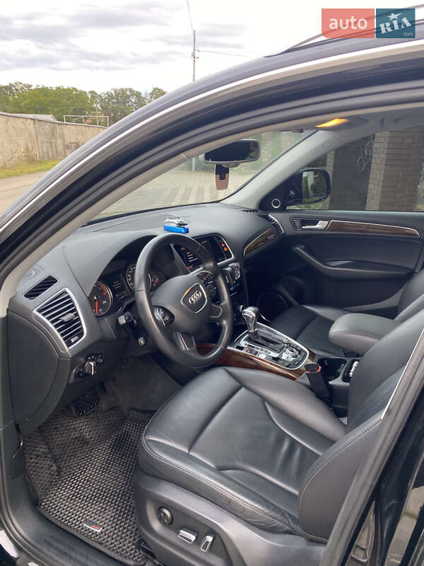 Внедорожник / Кроссовер Audi Q5 2016 в Стрые