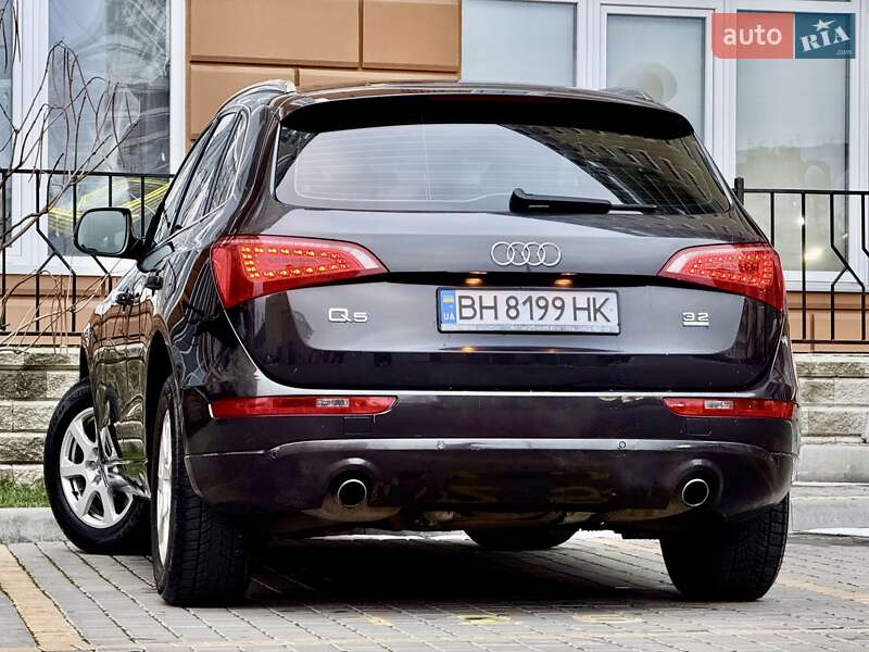 Внедорожник / Кроссовер Audi Q5 2009 в Одессе