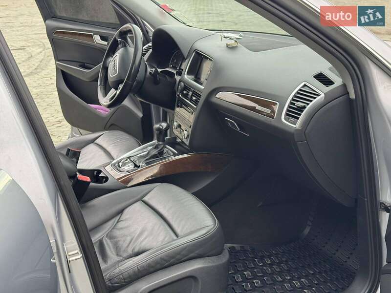Внедорожник / Кроссовер Audi Q5 2015 в Дубно фото 31 Внедорожник / Кроссовер Audi Q5 2015 в Дубно