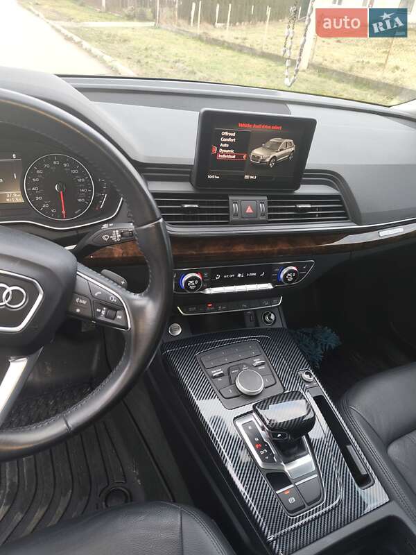 Внедорожник / Кроссовер Audi Q5 2018 в Львове