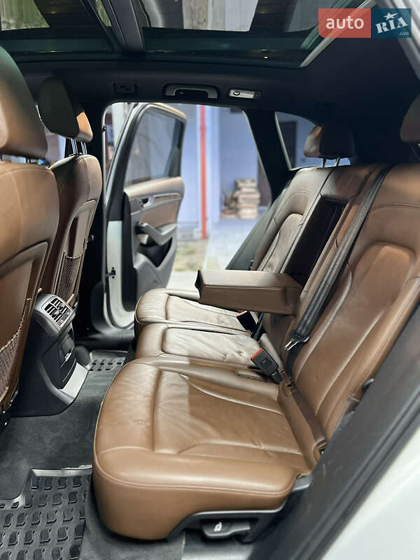 Позашляховик / Кросовер Audi Q5 2016 в Львові