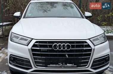 Внедорожник / Кроссовер Audi Q5 2017 в Луцке