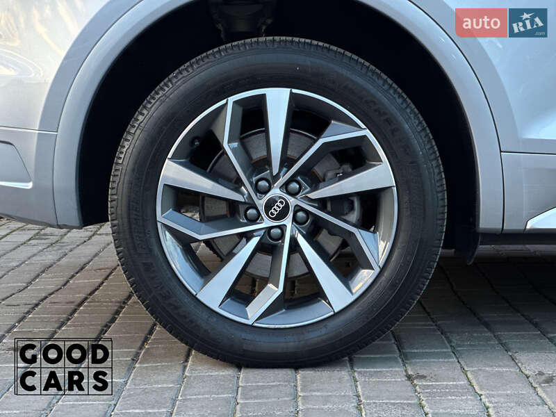 Позашляховик / Кросовер Audi Q5 2020 в Одесі