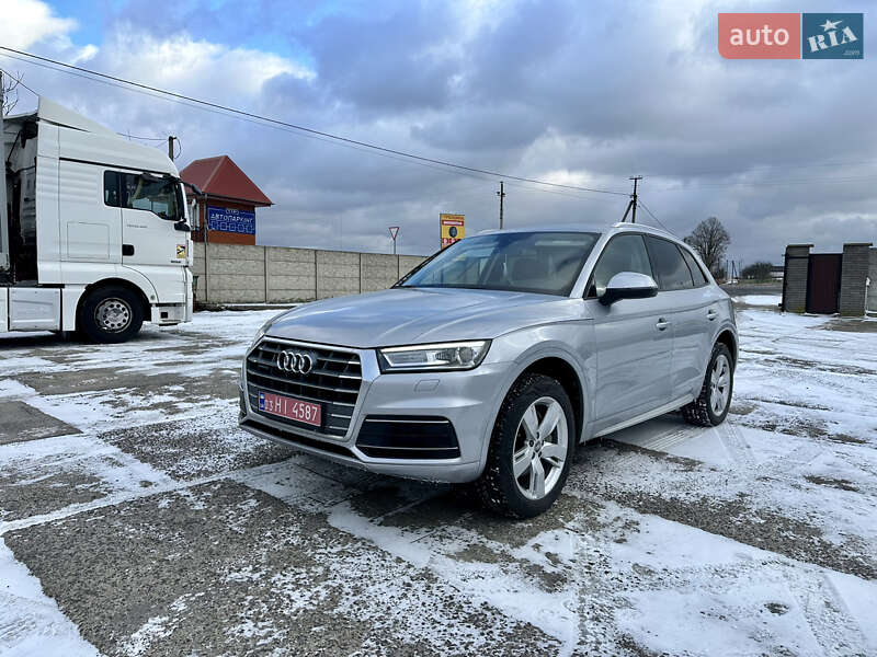 Позашляховик / Кросовер Audi Q5 2018 в Володимирі