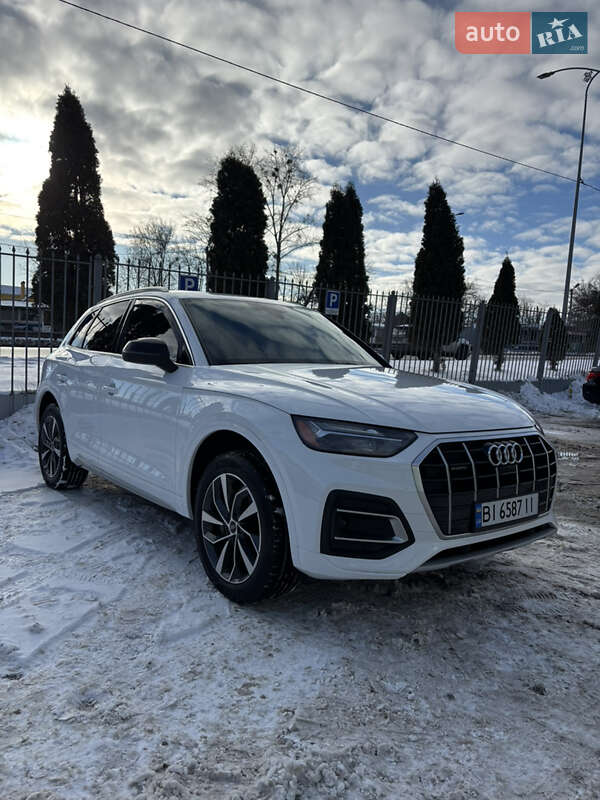 Позашляховик / Кросовер Audi Q5 2020 в Полтаві