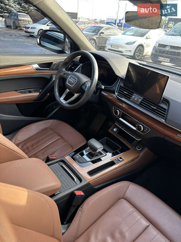 Позашляховик / Кросовер Audi Q5 2020 в Полтаві