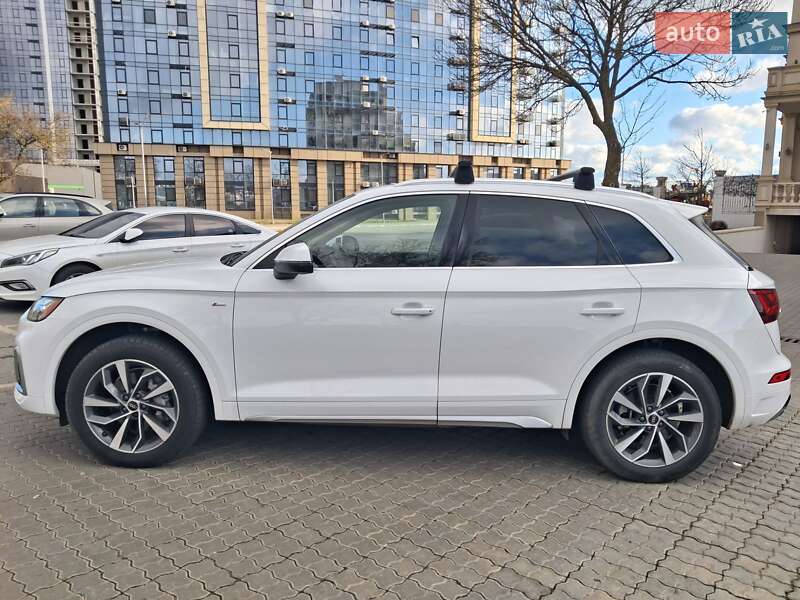 Внедорожник / Кроссовер Audi Q5 2022 в Одессе