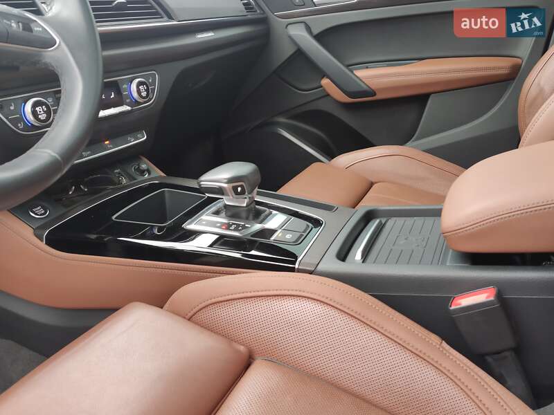 Позашляховик / Кросовер Audi Q5 2021 в Нововолинську фото 34 Позашляховик / Кросовер Audi Q5 2021 в Нововолинську