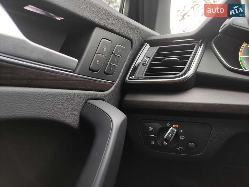Позашляховик / Кросовер Audi Q5 2021 в Нововолинську фото 36 Позашляховик / Кросовер Audi Q5 2021 в Нововолинську