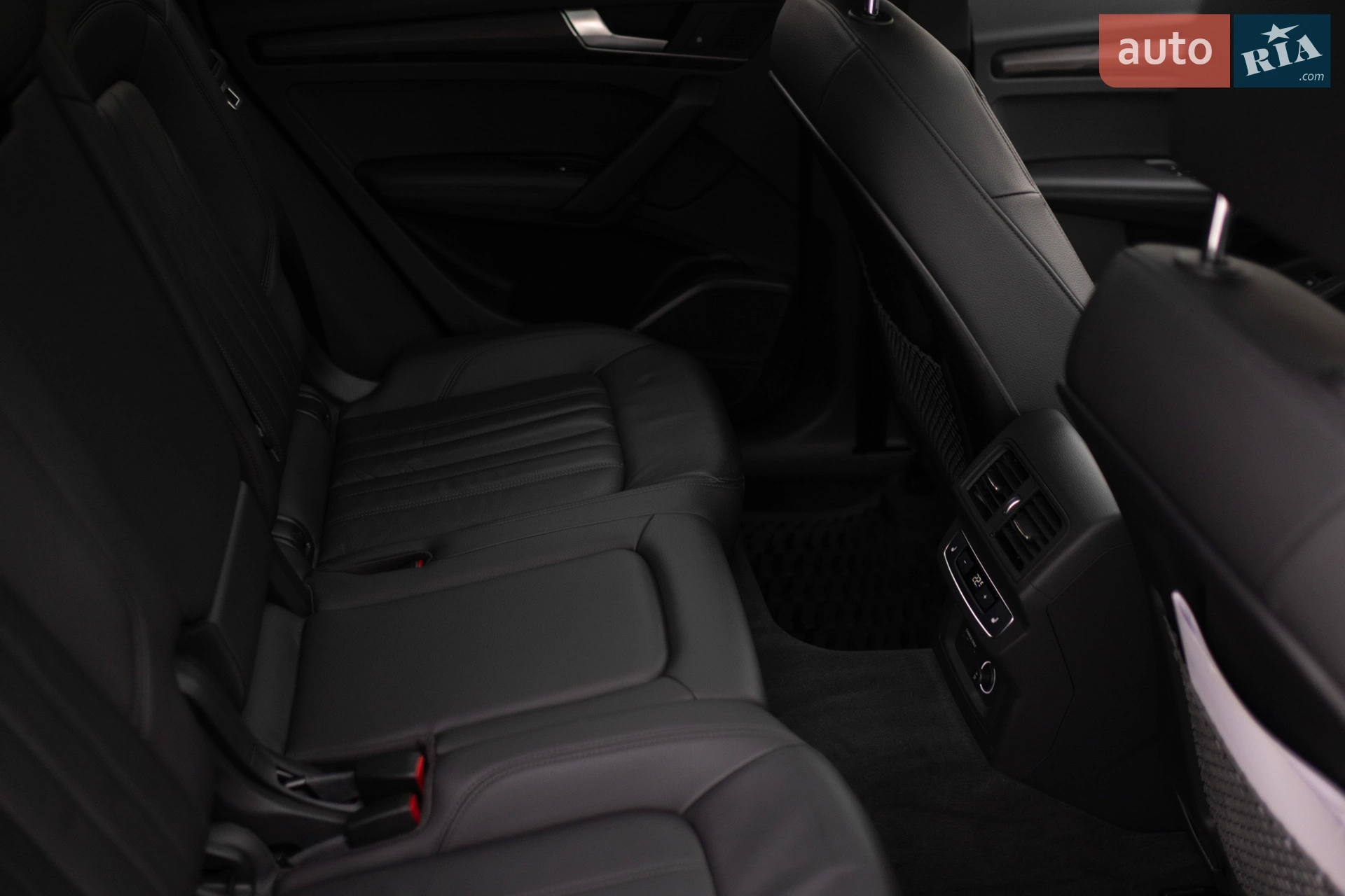 2020 Audi Q5 - мініатюра 23