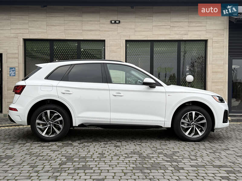 Внедорожник / Кроссовер Audi Q5 2024 в Коломые