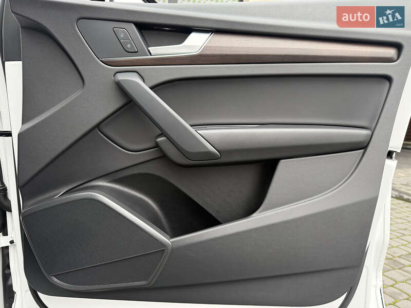 Внедорожник / Кроссовер Audi Q5 2024 в Коломые