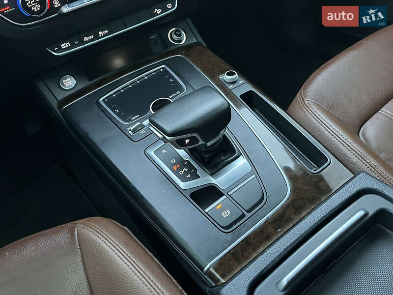 Внедорожник / Кроссовер Audi Q5 2018 в Львове