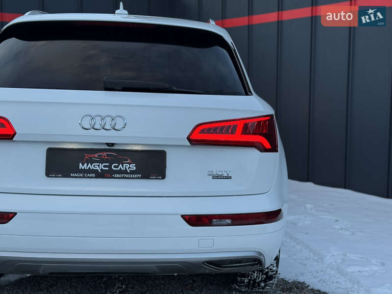 Внедорожник / Кроссовер Audi Q5 2017 в Луцке