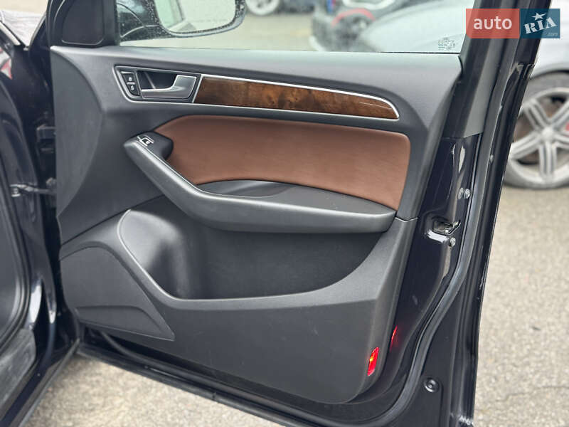 Внедорожник / Кроссовер Audi Q5 2015 в Львове