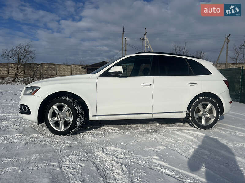 Внедорожник / Кроссовер Audi Q5 2015 в Ровно