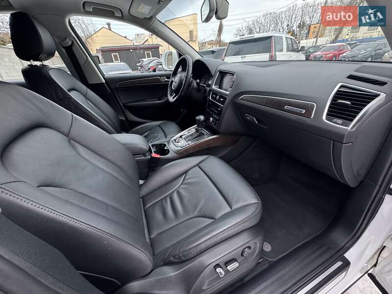 Позашляховик / Кросовер Audi Q5 2015 в Вінниці