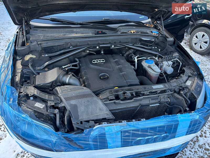 Позашляховик / Кросовер Audi Q5 2015 в Стрию