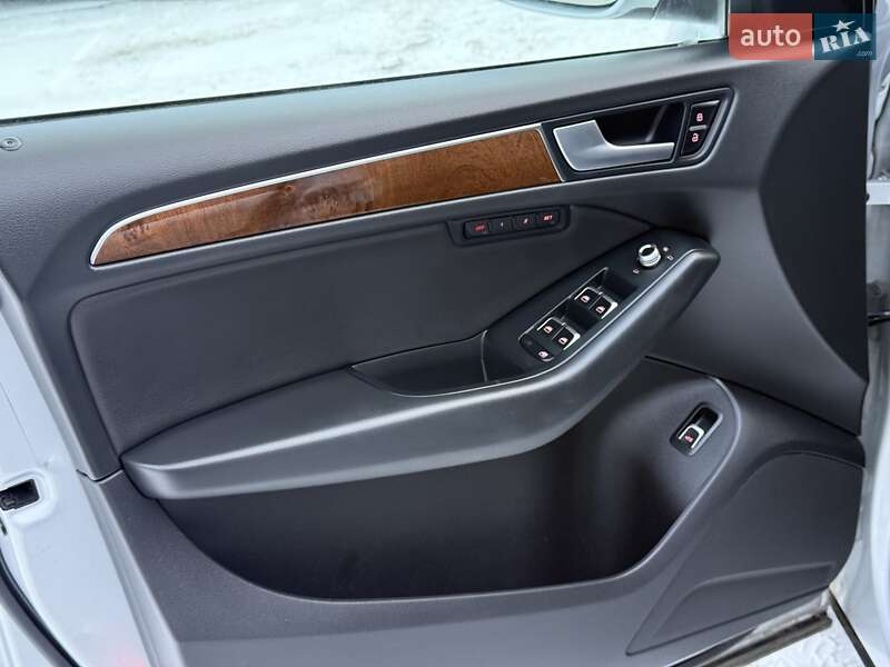 Внедорожник / Кроссовер Audi Q5 2014 в Ровно