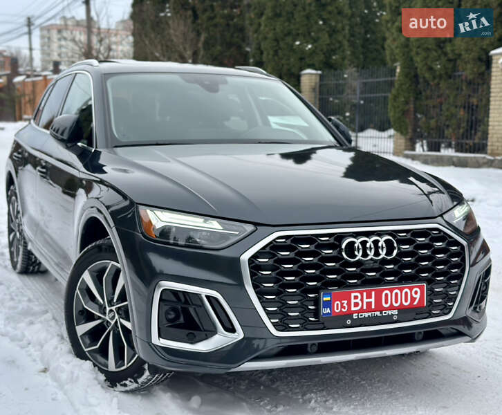 Внедорожник / Кроссовер Audi Q5 2021 в Киеве