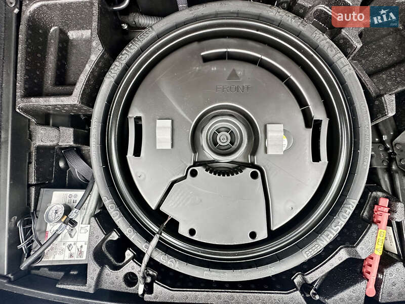 Внедорожник / Кроссовер Audi Q5 2021 в Киеве