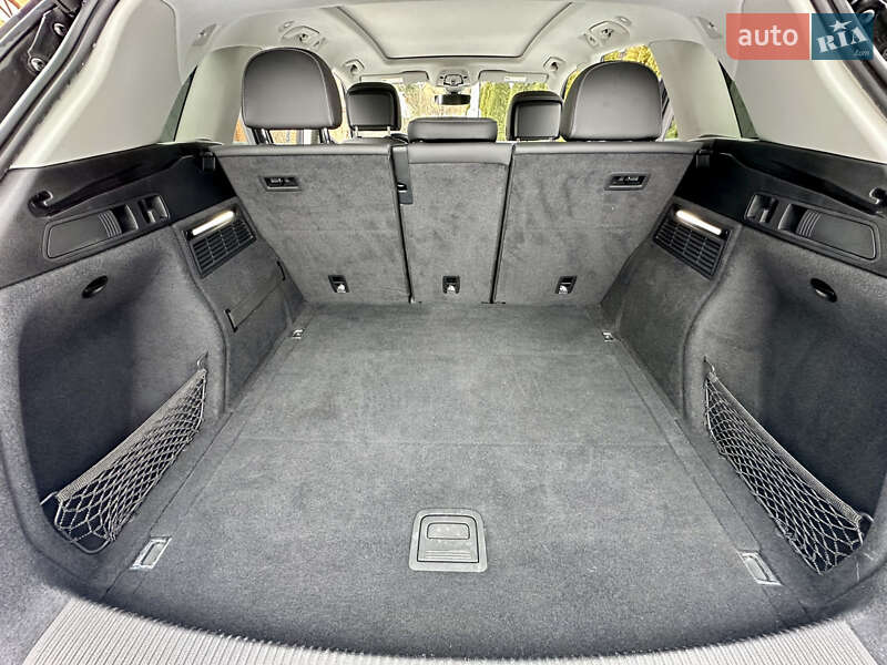 Внедорожник / Кроссовер Audi Q5 2021 в Киеве