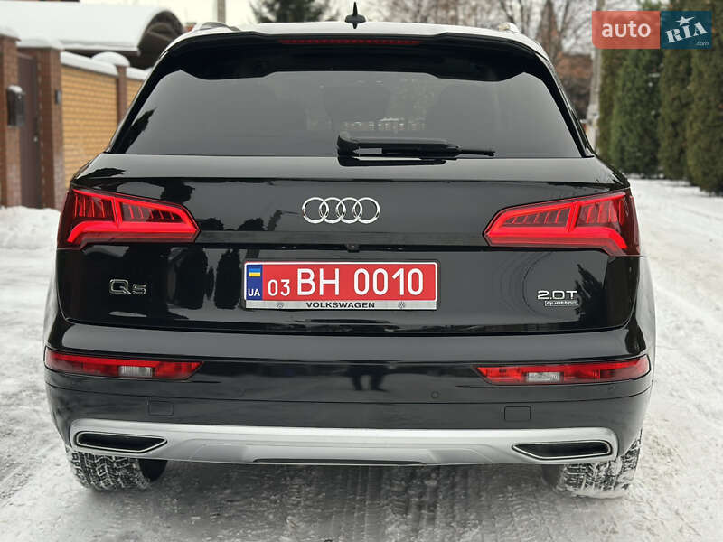 Внедорожник / Кроссовер Audi Q5 2018 в Киеве