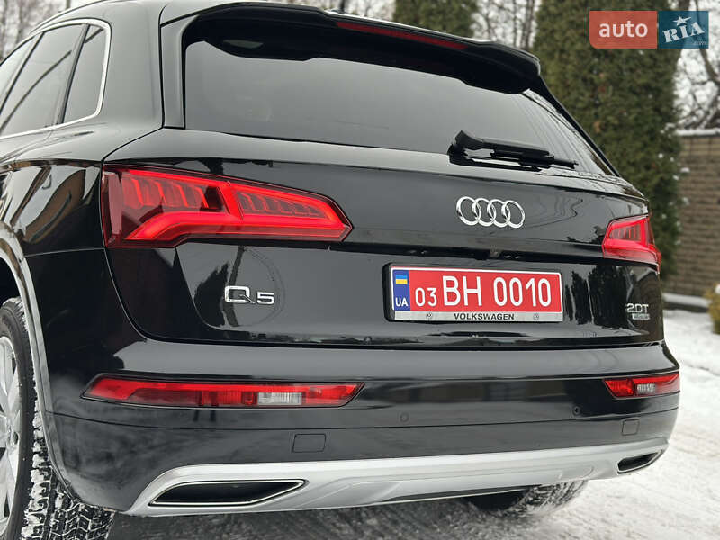 Внедорожник / Кроссовер Audi Q5 2018 в Киеве