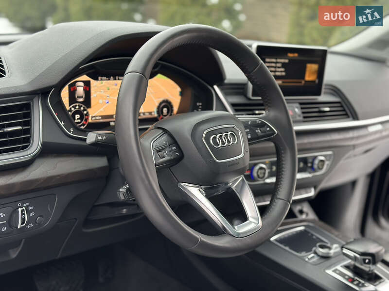 Внедорожник / Кроссовер Audi Q5 2018 в Киеве