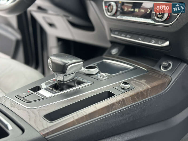 Внедорожник / Кроссовер Audi Q5 2018 в Киеве