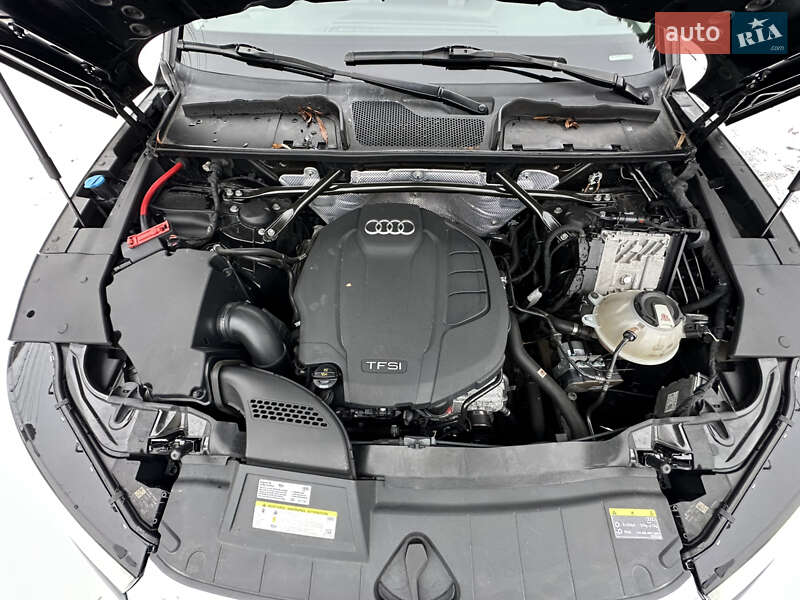 Внедорожник / Кроссовер Audi Q5 2018 в Киеве