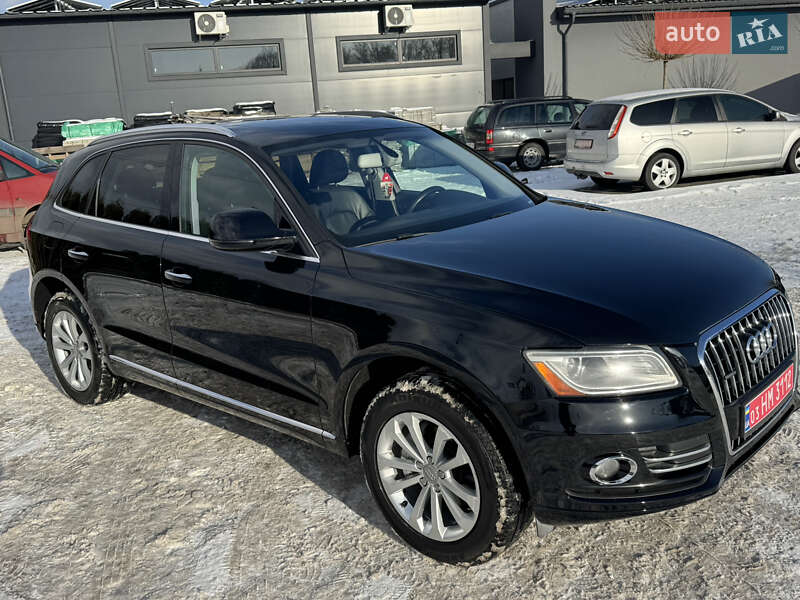 Позашляховик / Кросовер Audi Q5 2015 в Луцьку