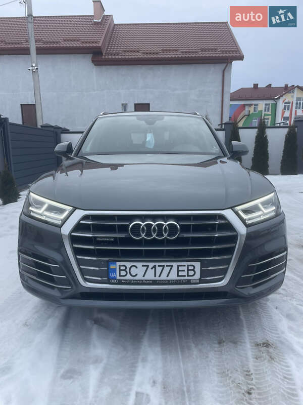 Внедорожник / Кроссовер Audi Q5 2017 в Львове