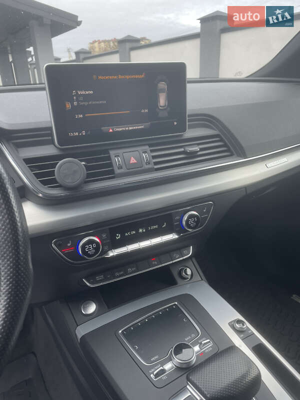 Внедорожник / Кроссовер Audi Q5 2017 в Львове