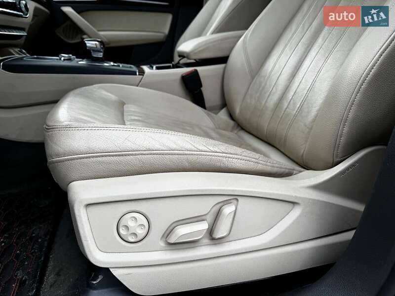 Внедорожник / Кроссовер Audi Q5 2017 в Киеве