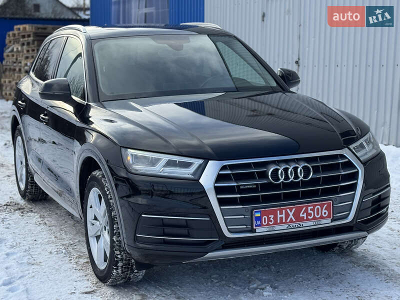 Внедорожник / Кроссовер Audi Q5 2019 в Житомире