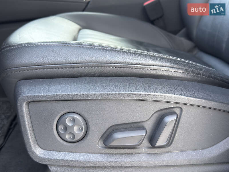 Внедорожник / Кроссовер Audi Q5 2019 в Житомире