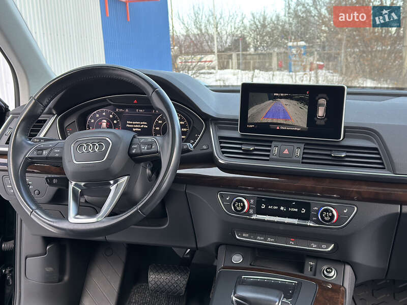 Внедорожник / Кроссовер Audi Q5 2019 в Житомире