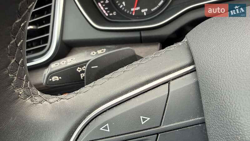 Внедорожник / Кроссовер Audi Q5 2023 в Киеве