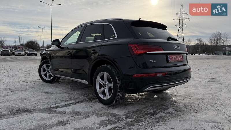 Внедорожник / Кроссовер Audi Q5 2023 в Киеве