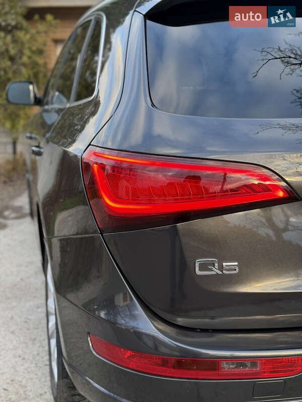 Внедорожник / Кроссовер Audi Q5 2013 в Одессе