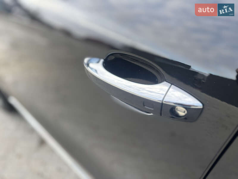 Позашляховик / Кросовер Audi Q5 2016 в Косові