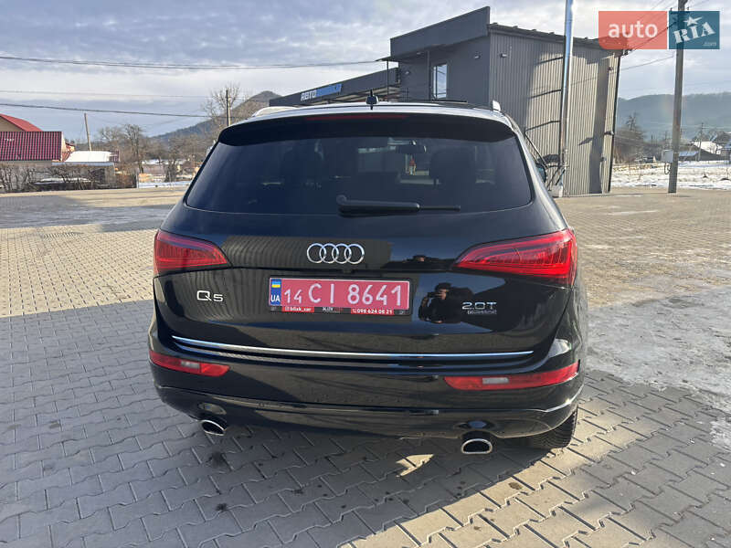 Позашляховик / Кросовер Audi Q5 2016 в Косові