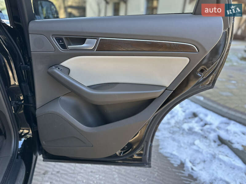 Позашляховик / Кросовер Audi Q5 2016 в Дрогобичі