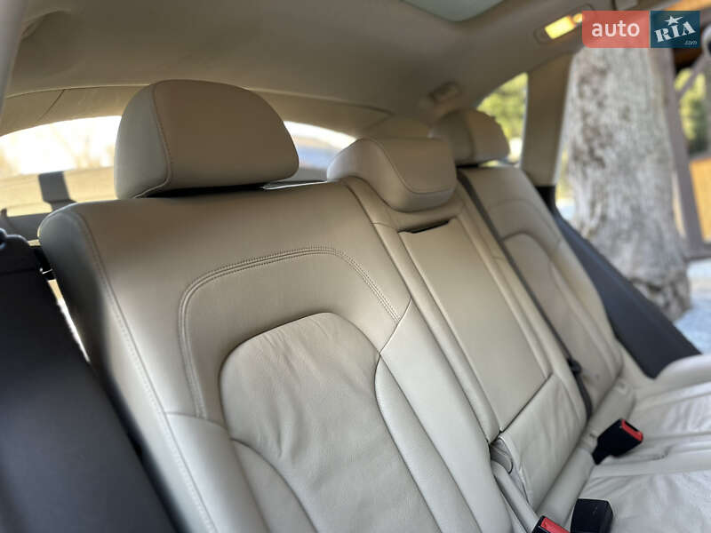 Позашляховик / Кросовер Audi Q5 2016 в Дрогобичі