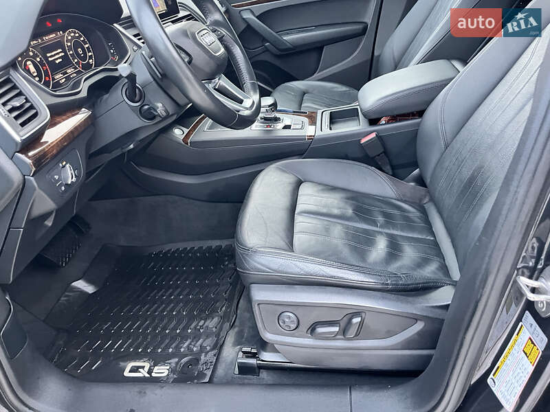 Внедорожник / Кроссовер Audi Q5 2017 в Василькове фото 36 Внедорожник / Кроссовер Audi Q5 2017 в Василькове