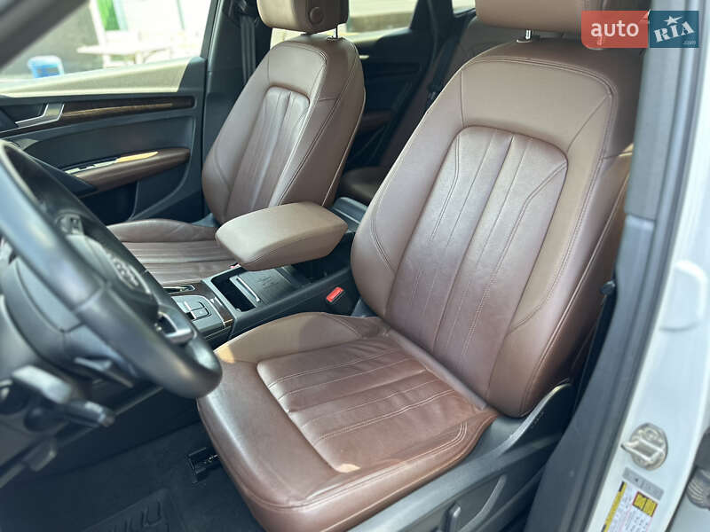 Внедорожник / Кроссовер Audi Q5 2019 в Львове