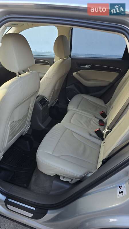 Внедорожник / Кроссовер Audi Q5 2015 в Берегово